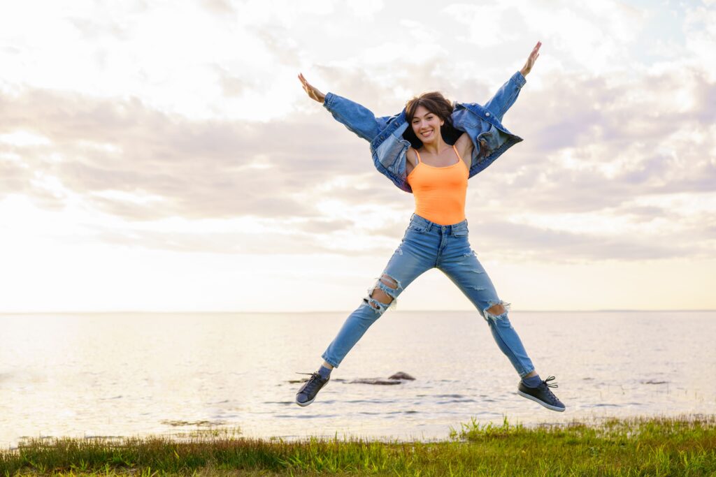 synonyms for gleeful